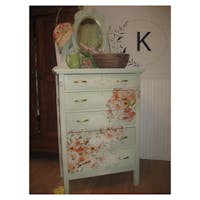 Fluff Chalk Mineral Paint - Dixie Belle Paint