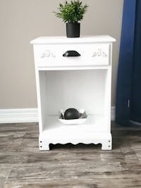 Cotton Chalk Mineral Paint - Dixie Belle Paint