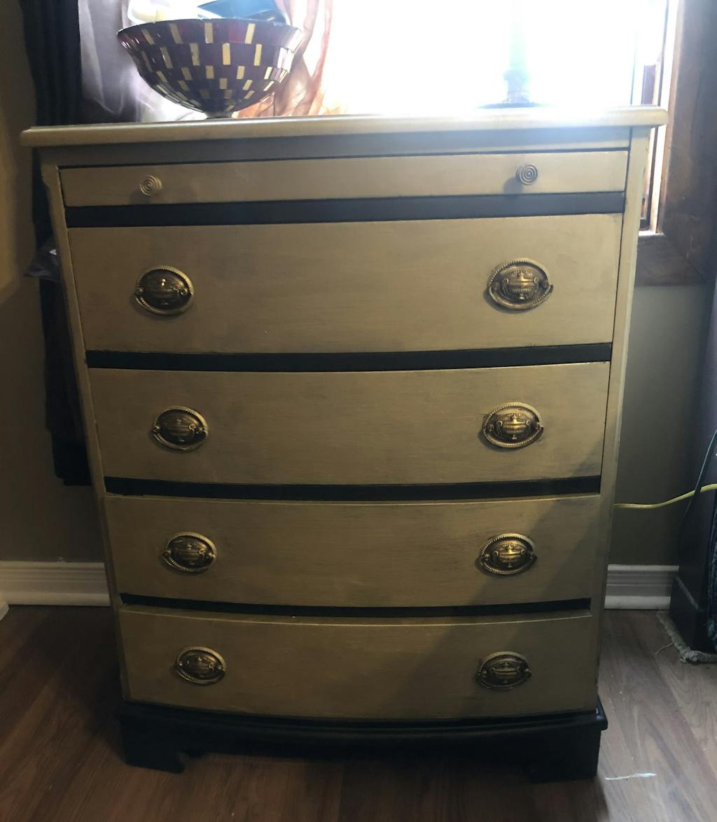 Metallic Vintage Gold Fusion Mineral Paint Gratefully Restored