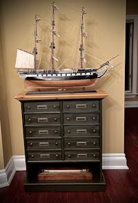 Collard Greens Chalk Mineral Paint - Dixie Belle Paint