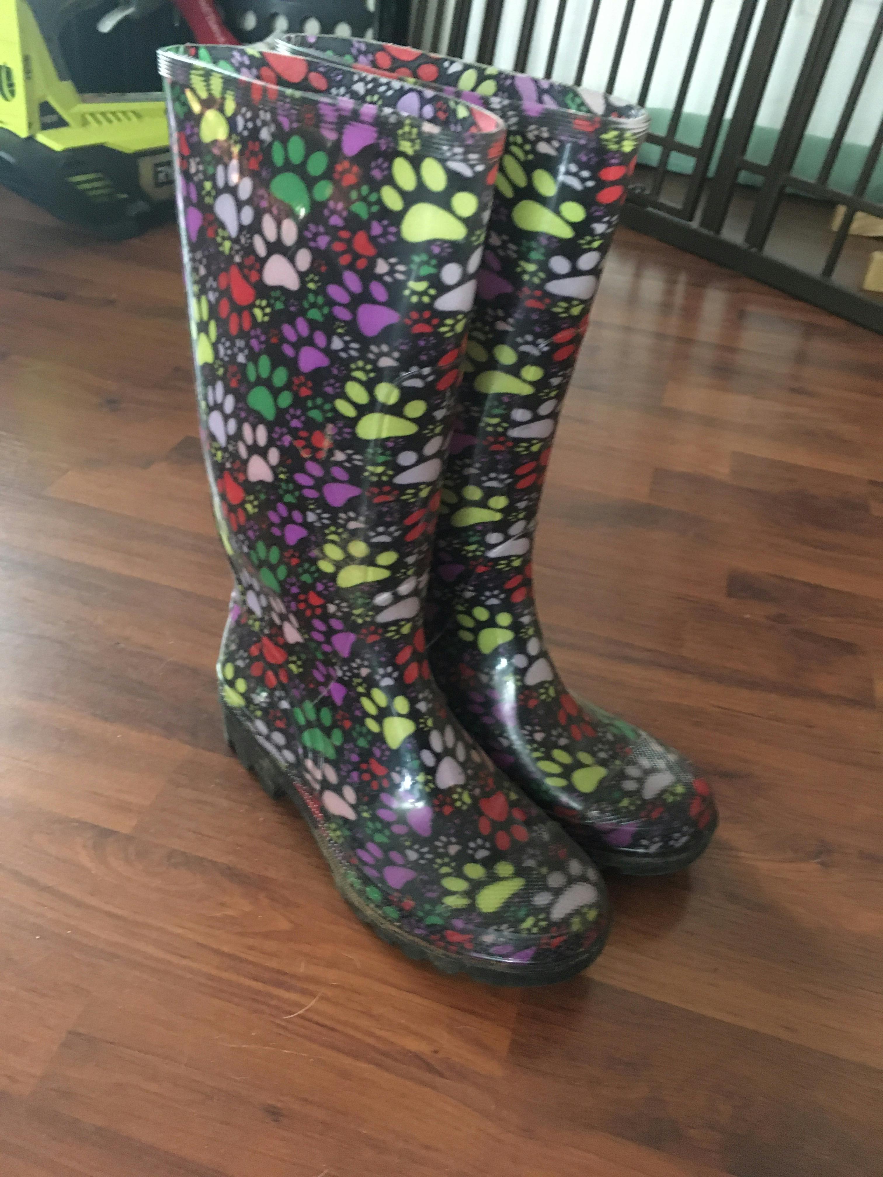 animal rescue rain boots