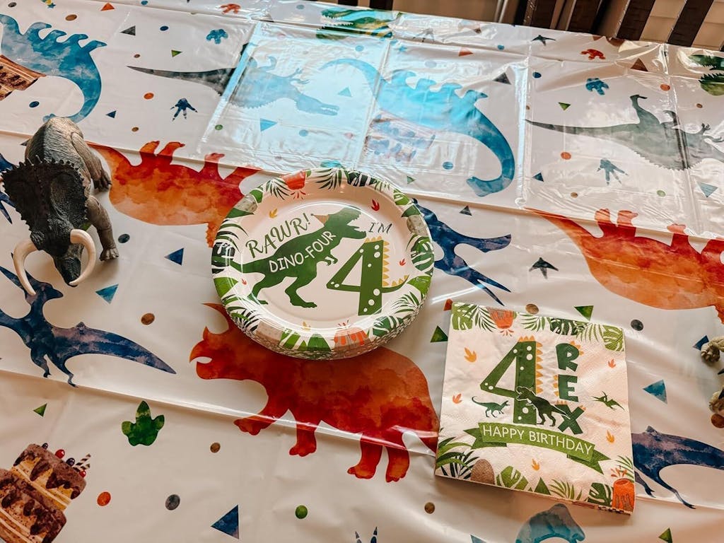 96 Pcs Dinosaur 4th Birthday Party Plates and Napkins