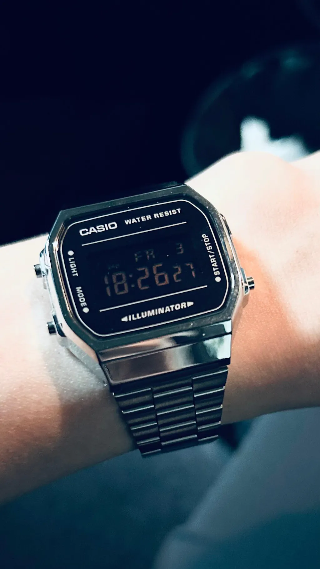CASIO カシオ A168WEM メンズ 腕時計 日常生活用防水 10年保証