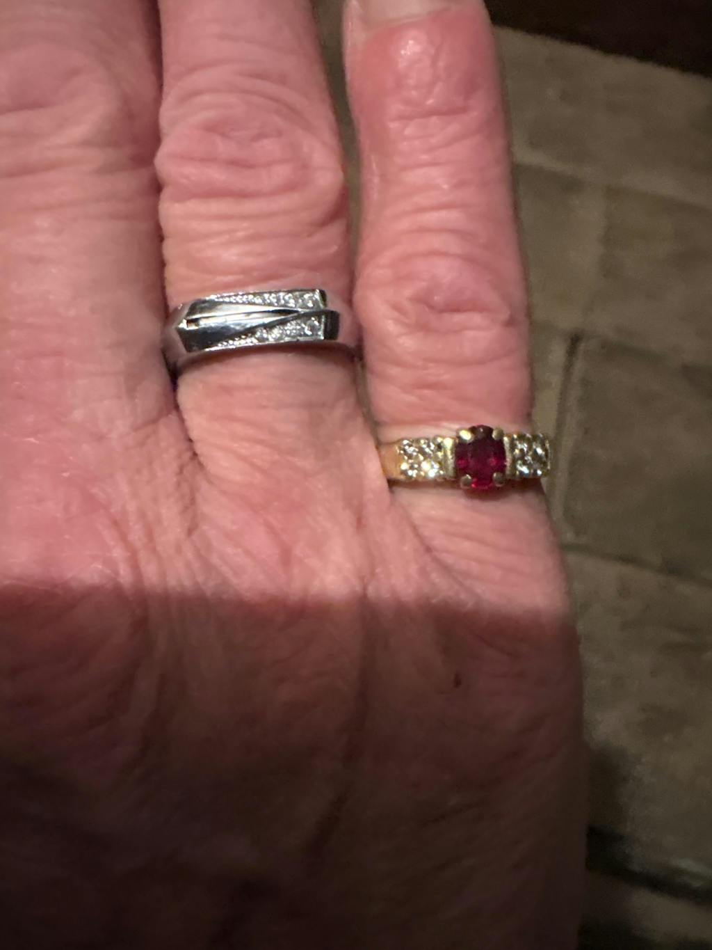 Gullei™ Hidden Blade Self Defense Ring - Stainless Steel for Women & Men