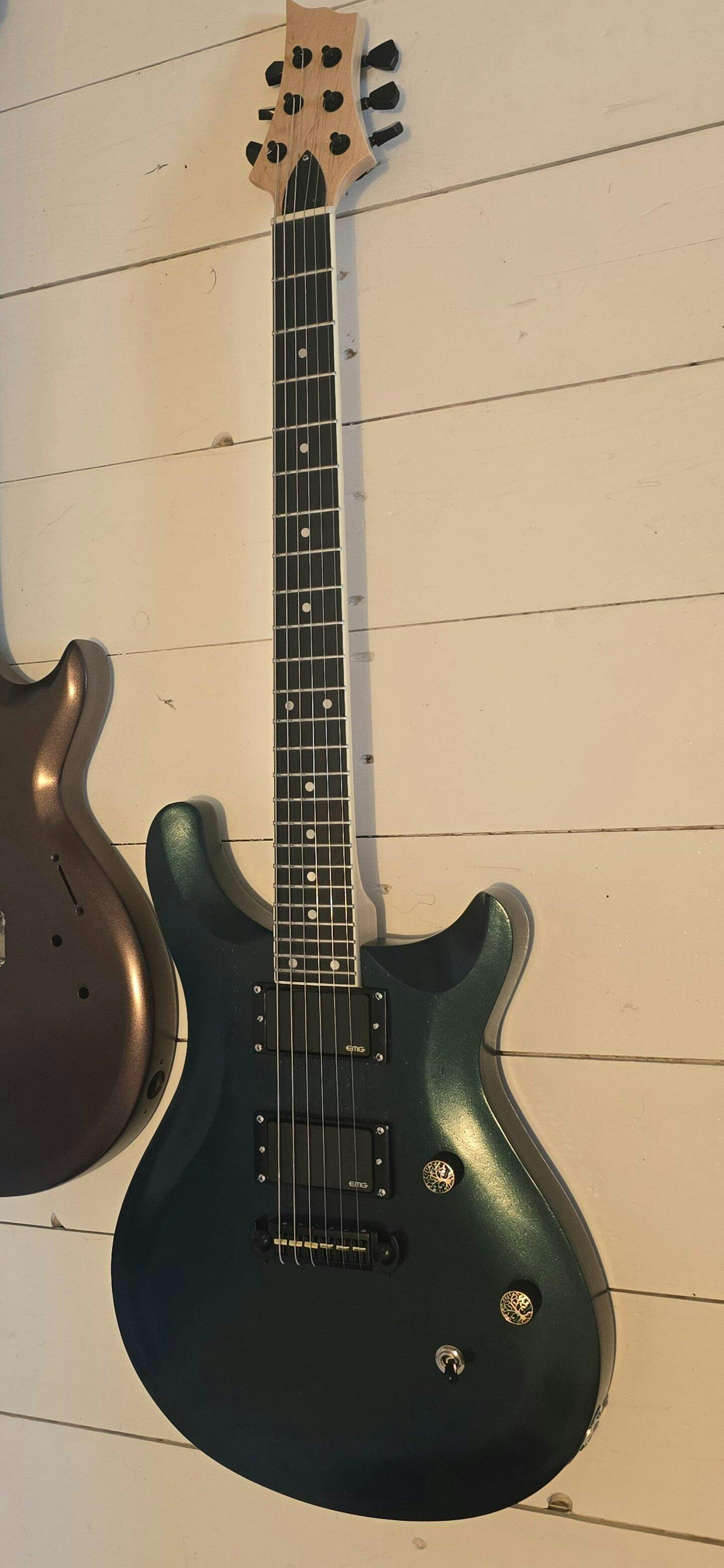 Guyker GM002 Dual-Tone Adjustable Wraparound Bridge