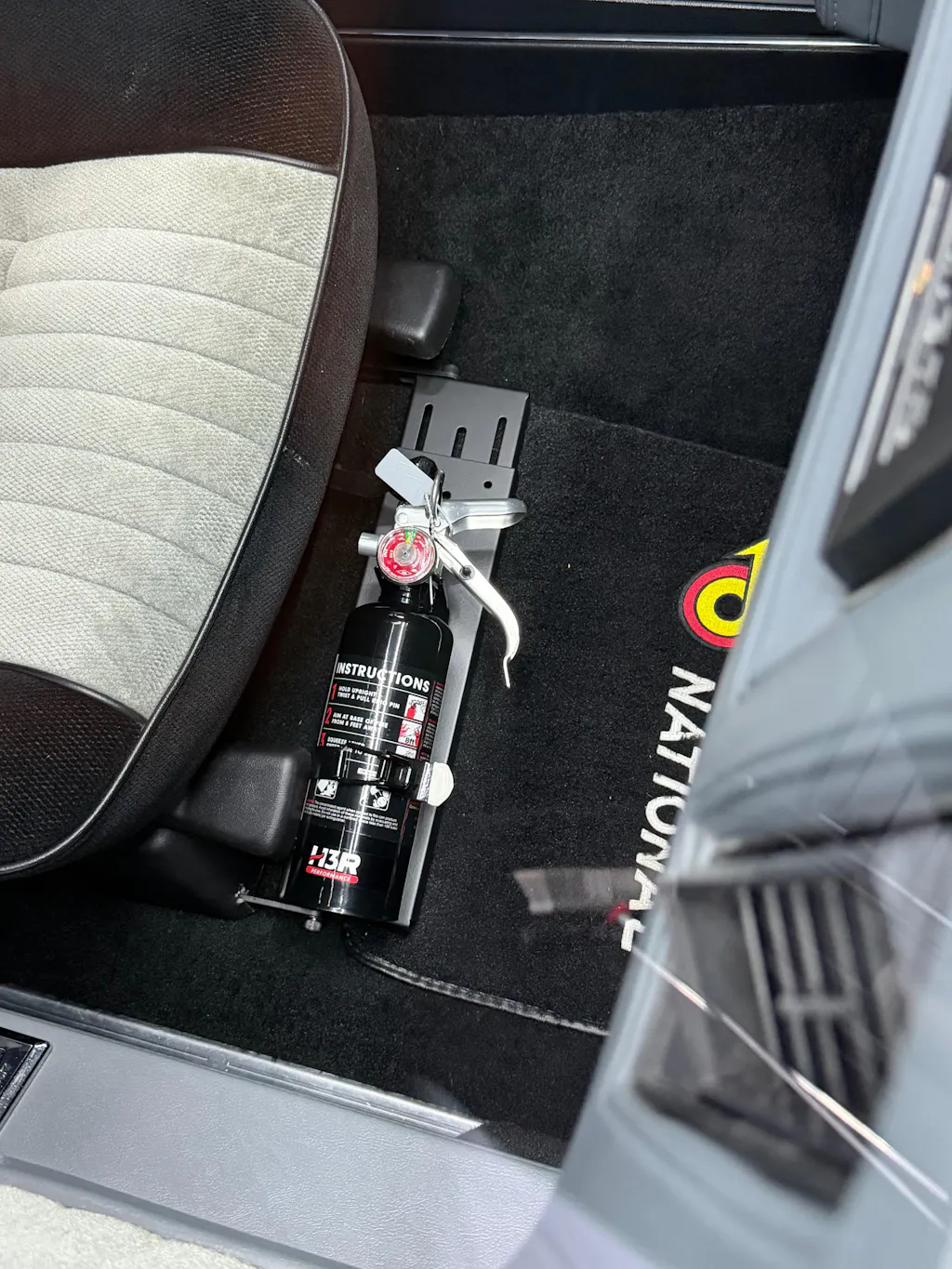 HalGuard Clean Agent Car Fire Extinguisher - 1.4 lb.