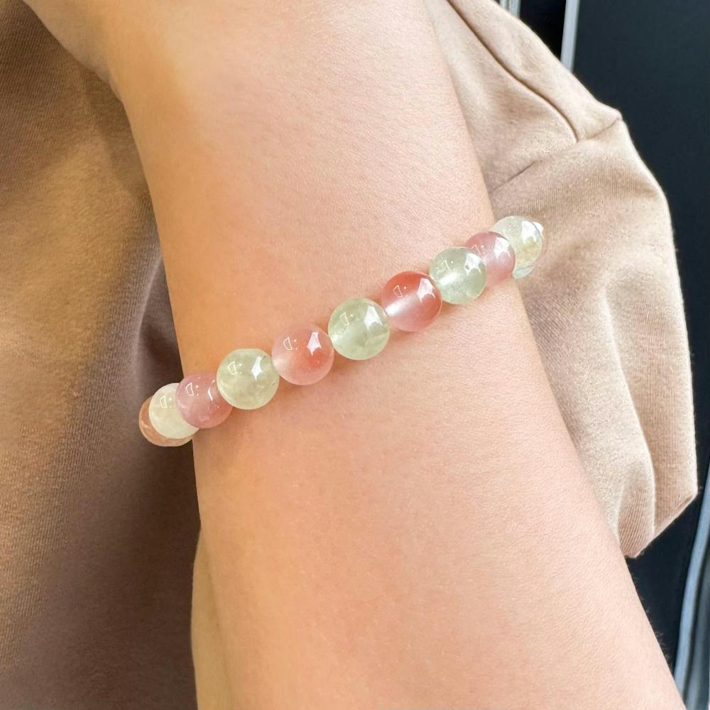 Red Agate Prehnite Beaded Bracelet – Courage & Confidence