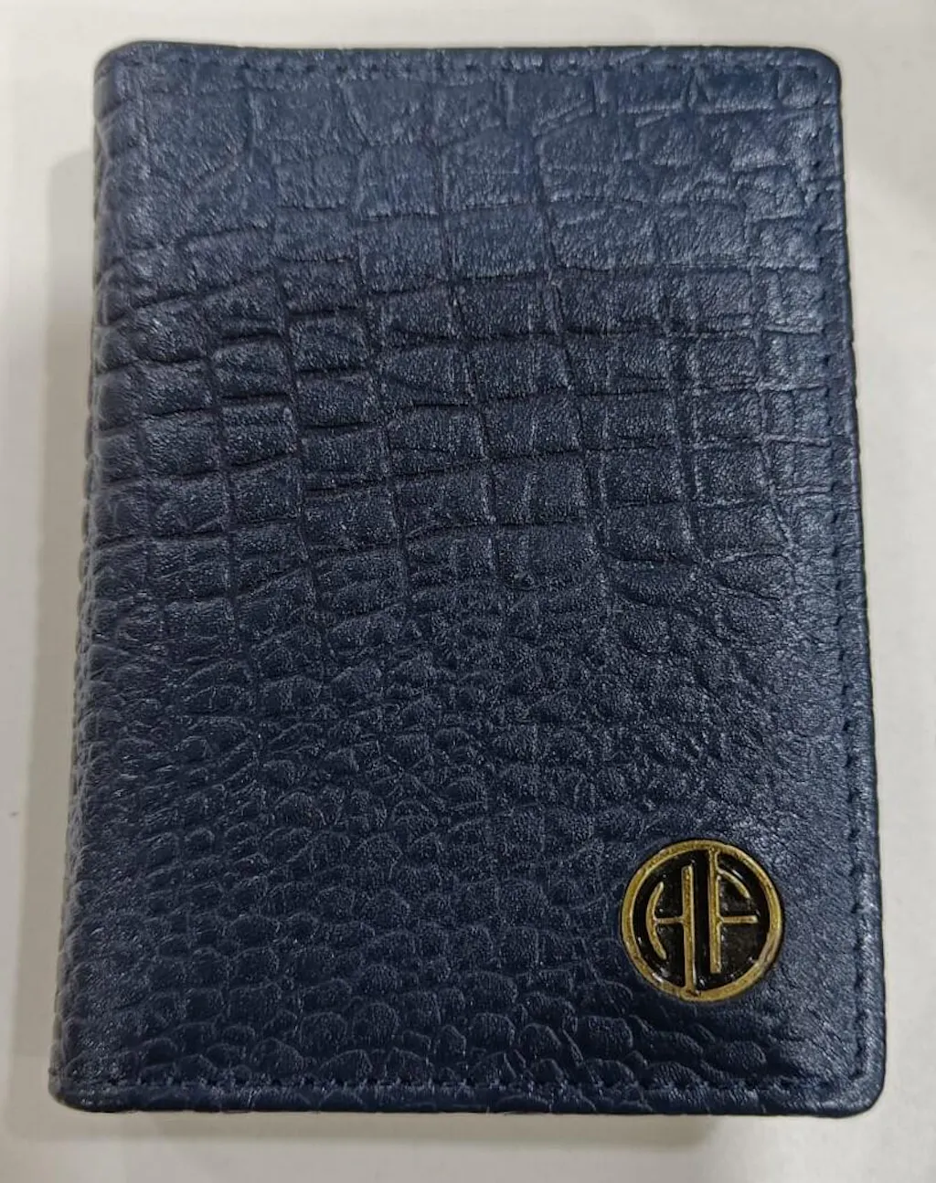 Premium Leather Card Holder - RFID Protected, Holds 8 Cards - Slim Bi-Fold Wallet for Credit/Debit - Stylish & Secure