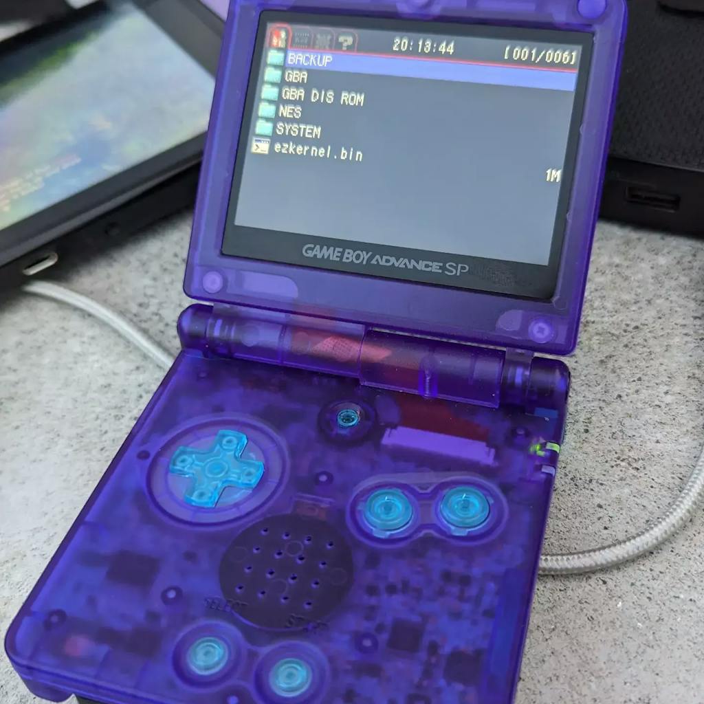 Game Boy Advance SP IPS Backlight | Hand-Held Legend