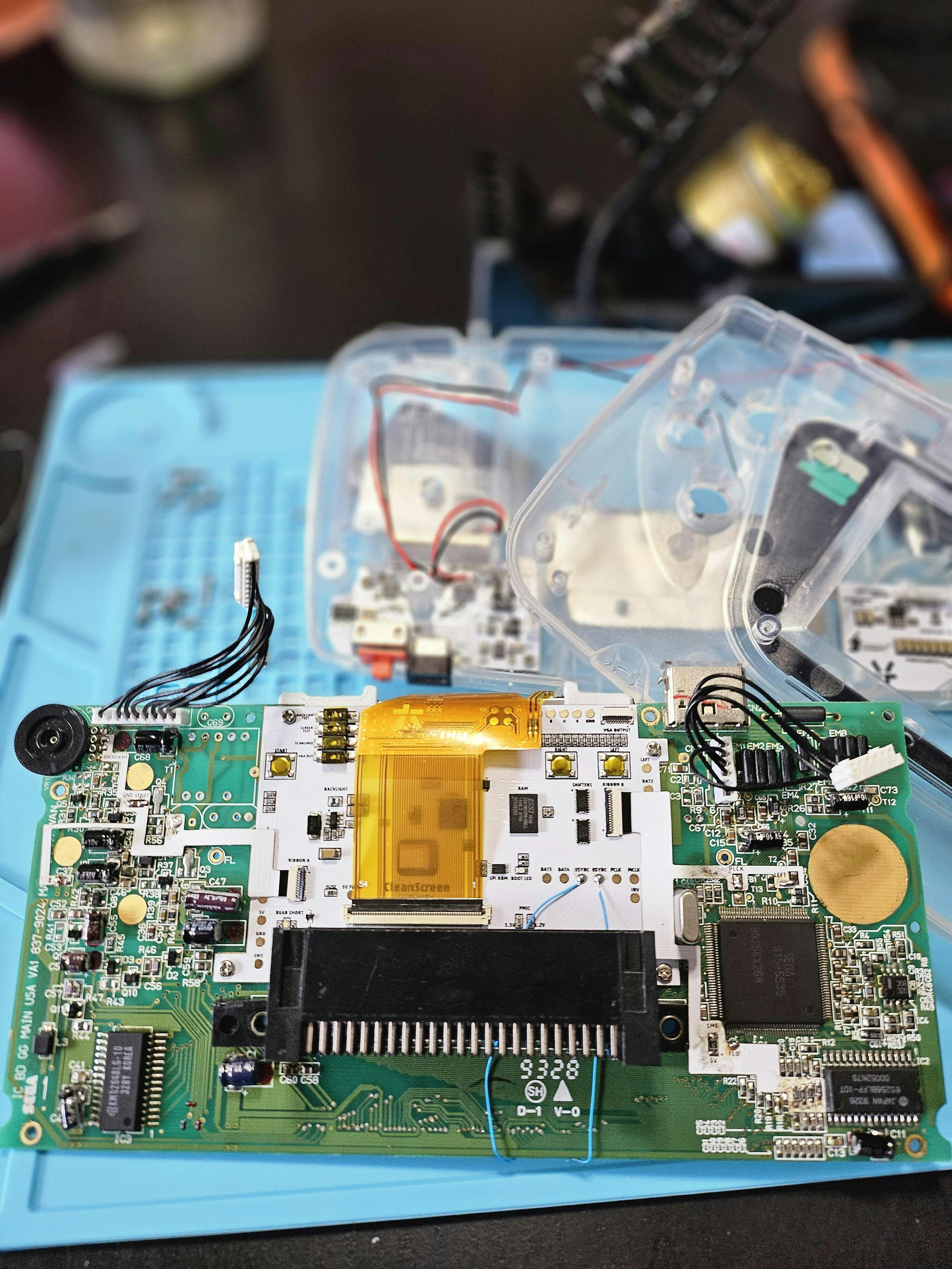 SEGA Game Gear CleanScreen - RetroSix - Modern IPS LCD Upgrade