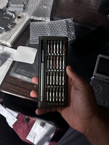 24 in 1 Screwdriver Kit | S2 Material Tips | Hand Held Legend