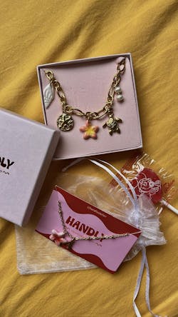 Collier doré Esther - charms personnalisables