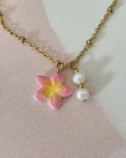 Collier doré Lydia - charms personnalisables