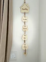 Suspension en bois - Ma petite famille