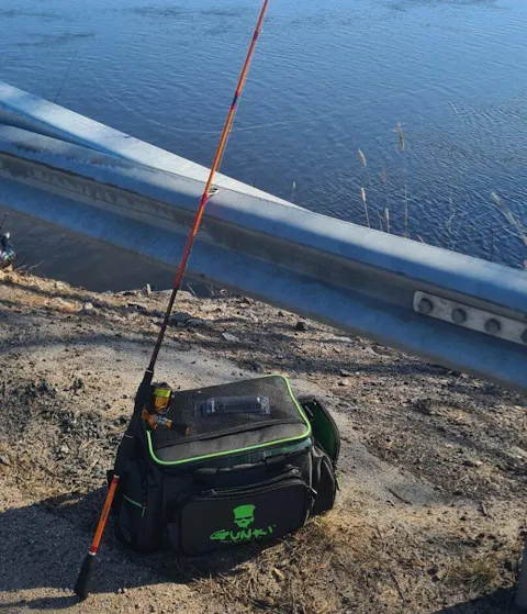 Gunki Iron-T Box Bag Up Zander Pro vieherasialaukku