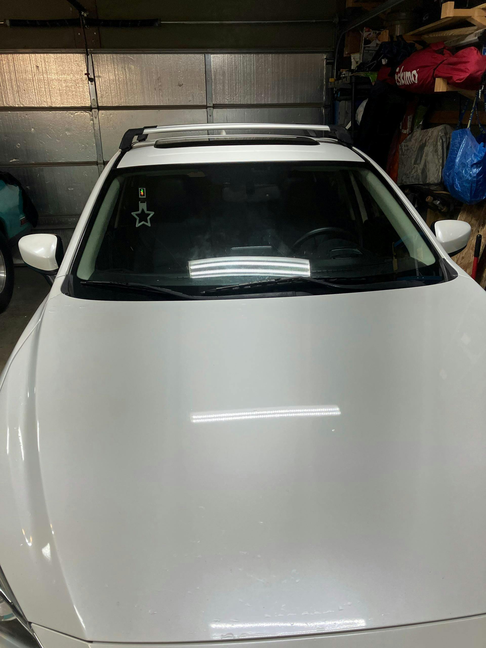 Tsurikawa - White Heart (Pink Glitter Strap) – Happy Endings