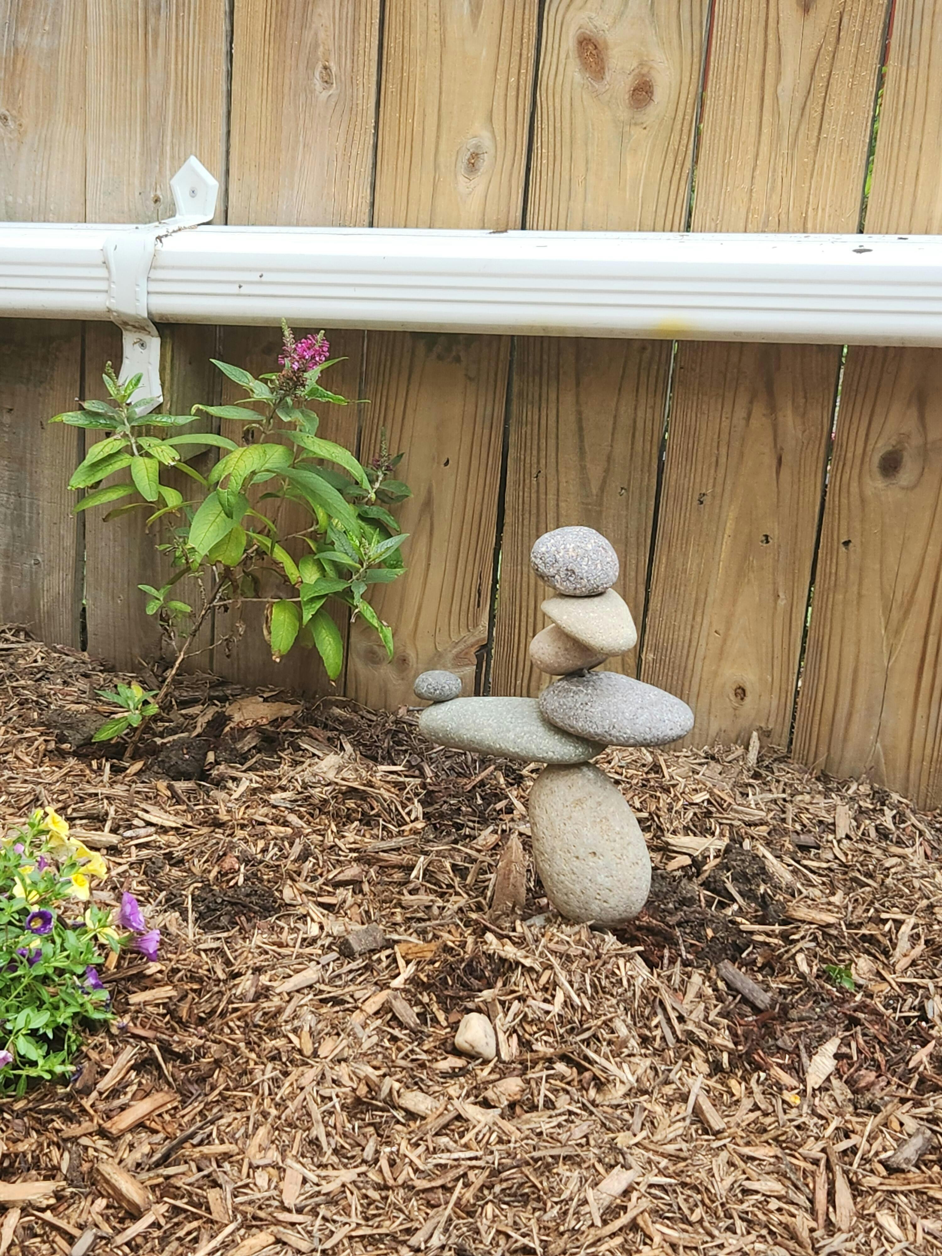 How To Hang Outdoor Wall Art Correctly