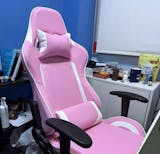 MAGNUM ULTRA+ Pink Gaming Chair