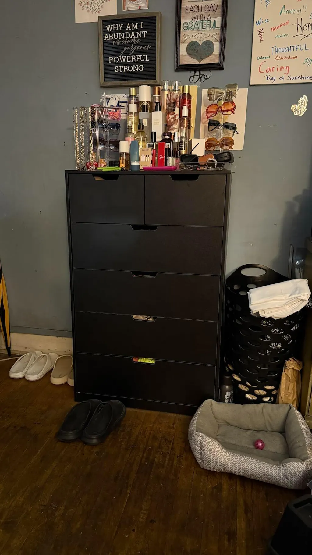 HAUOMS 43.3 Inch Tall Dresser with 5 Drawer Modern Chest for Bedroom Living Room Entryway Hallway