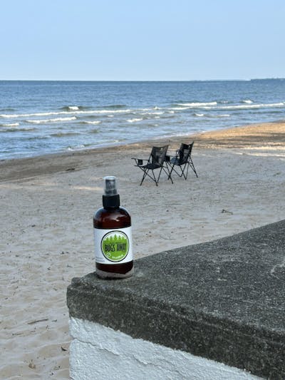 DEET-Free Bugs Away Spray 8 oz