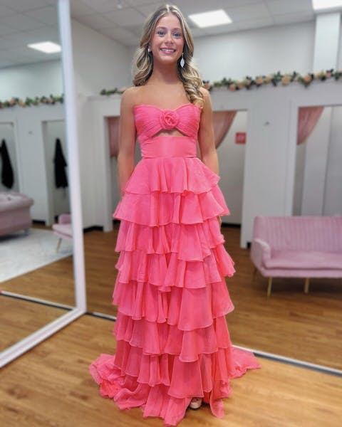 A Line Chiffon Prom Dresses for Women Strapless Tiere Ruffled Evening Party Dresses HE001