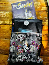 Black Skull Book Sleeve (FR)