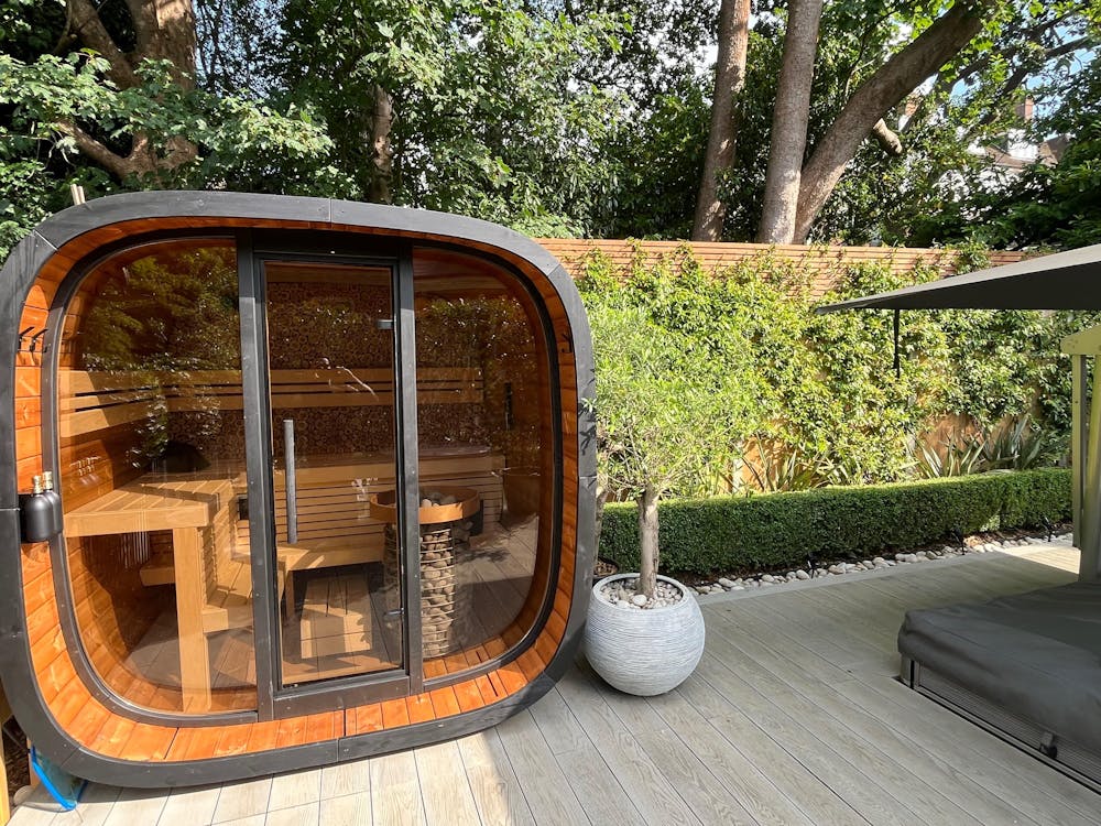 Saunasell Round Cube Mini Outdoor Sauna 4-5 Person