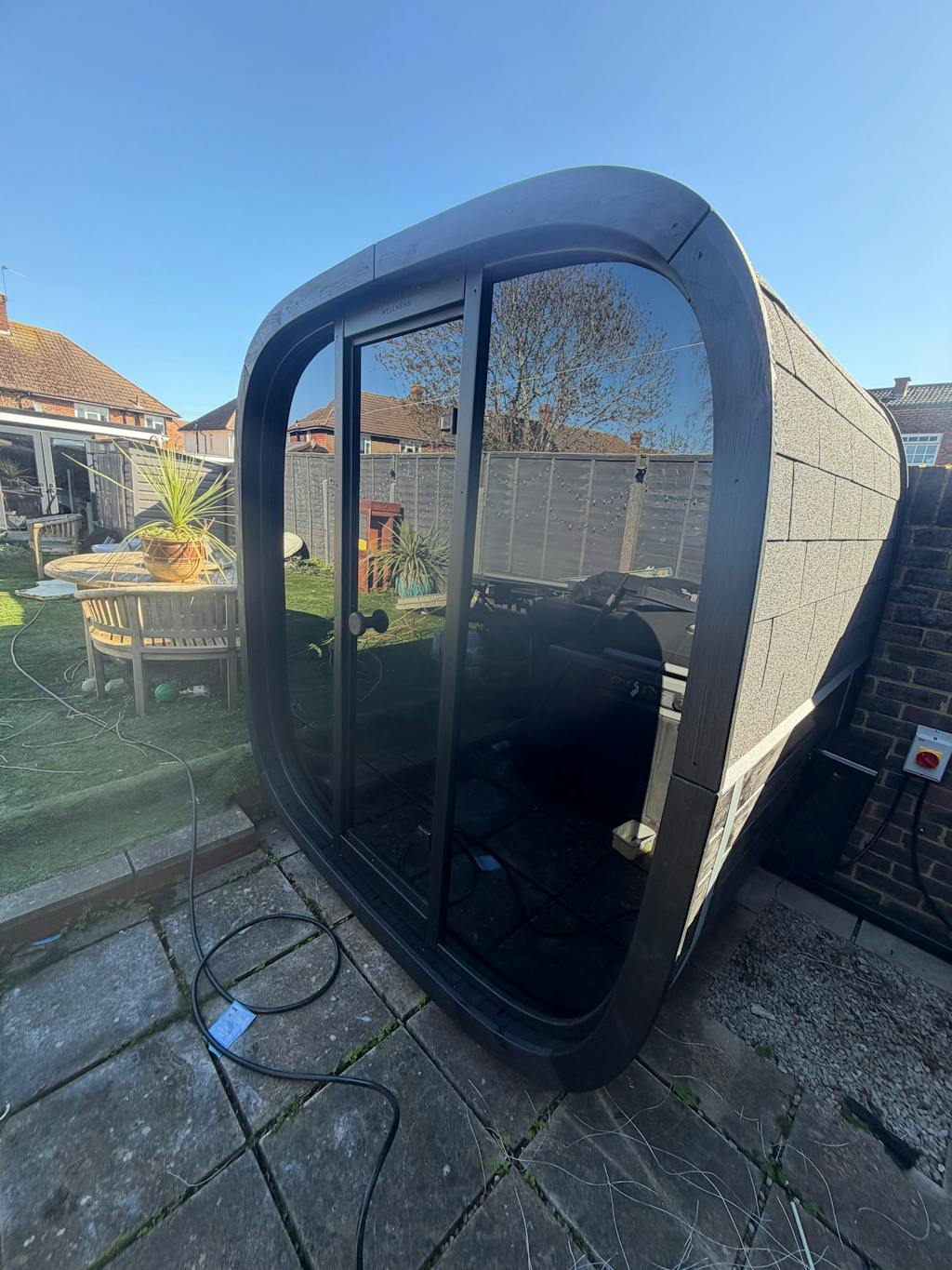 Leil® Black Cube Classic 4 Person Outdoor Sauna Kit