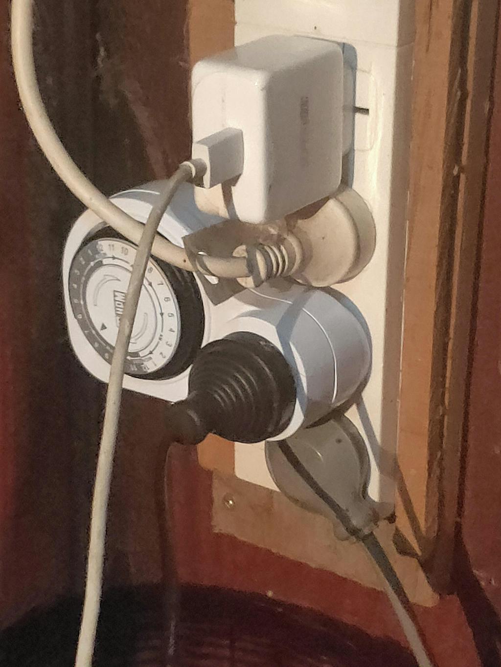 24Hour Mechanical Timer Switch, 24 hour timer plug Herbal House