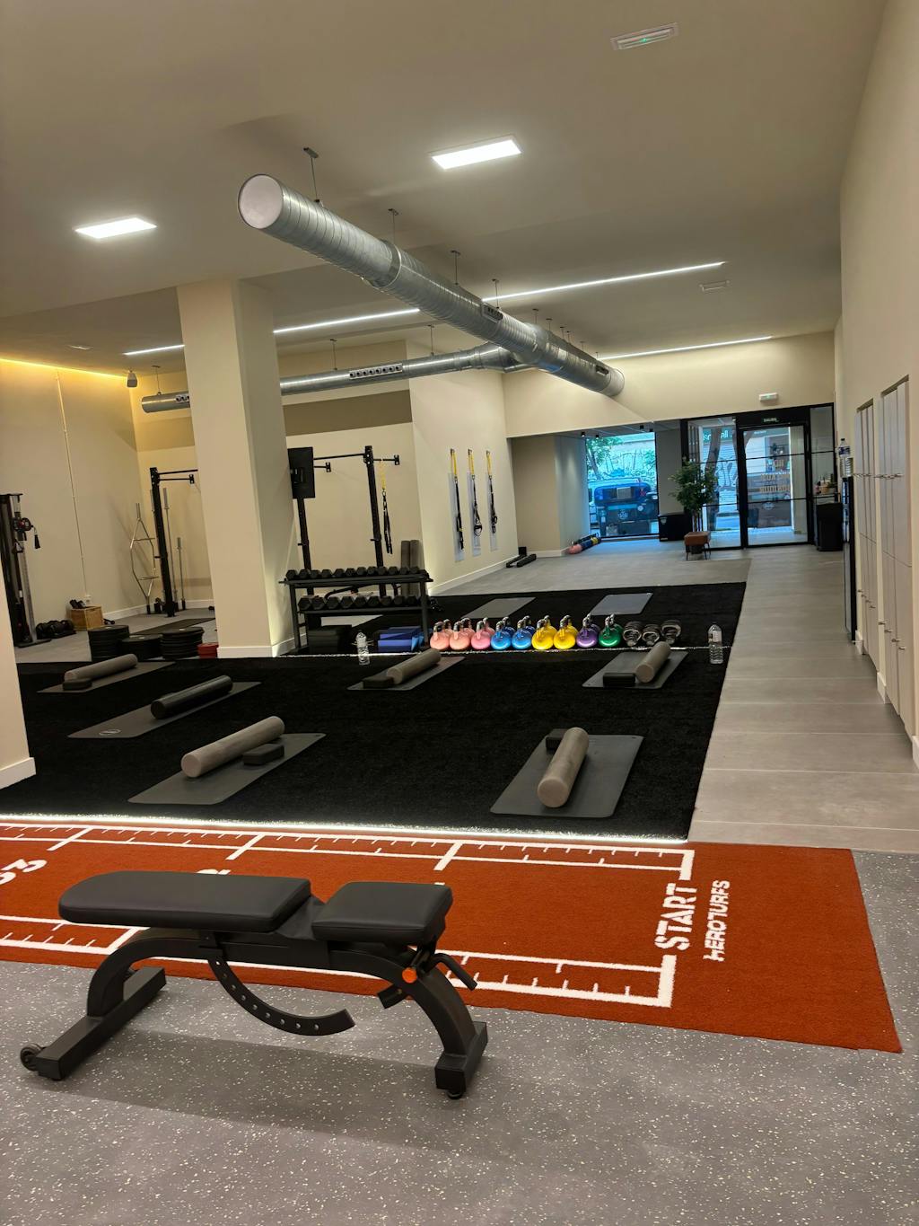 Pista de césped de alto rendimiento con marcaje - Modelo Marathon One