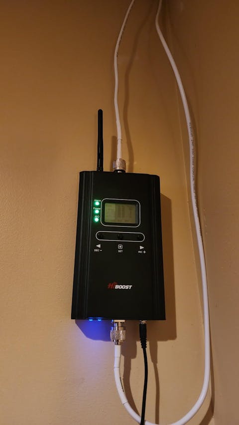 HiBoost 4K Smart Link Cell Signal Booster