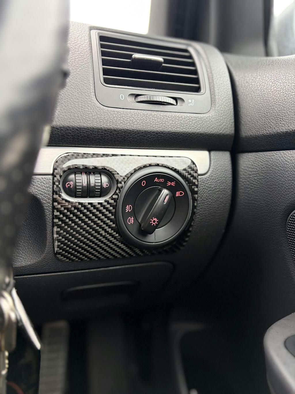 VW Golf MK5 Carbon Fibre Headlight Control Frame