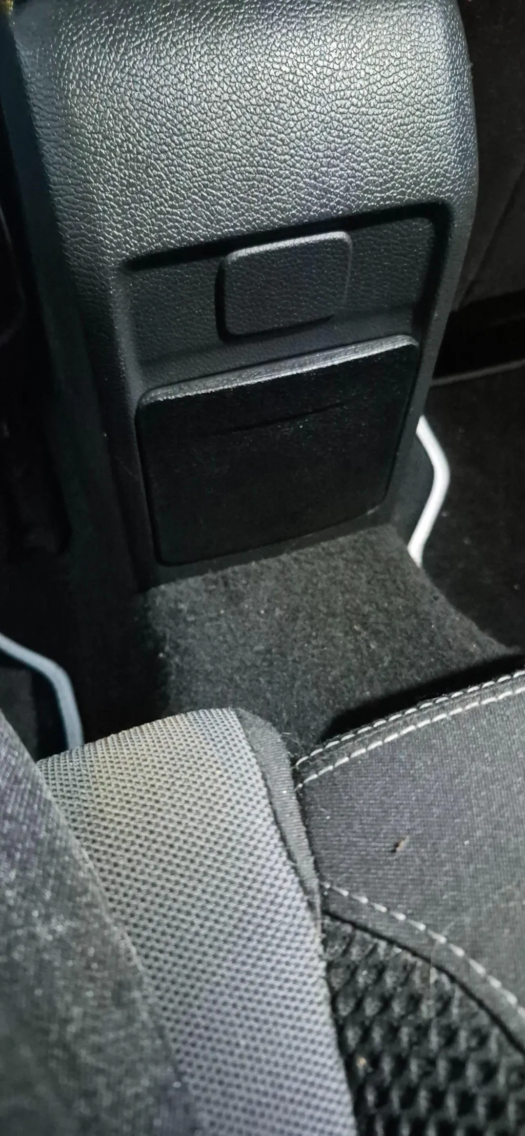 VW Scirocco Rear Cup Holder Mod