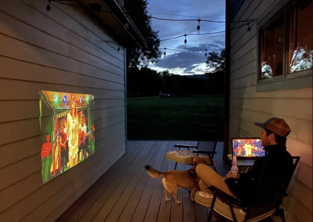 HighPeak MiniProjector