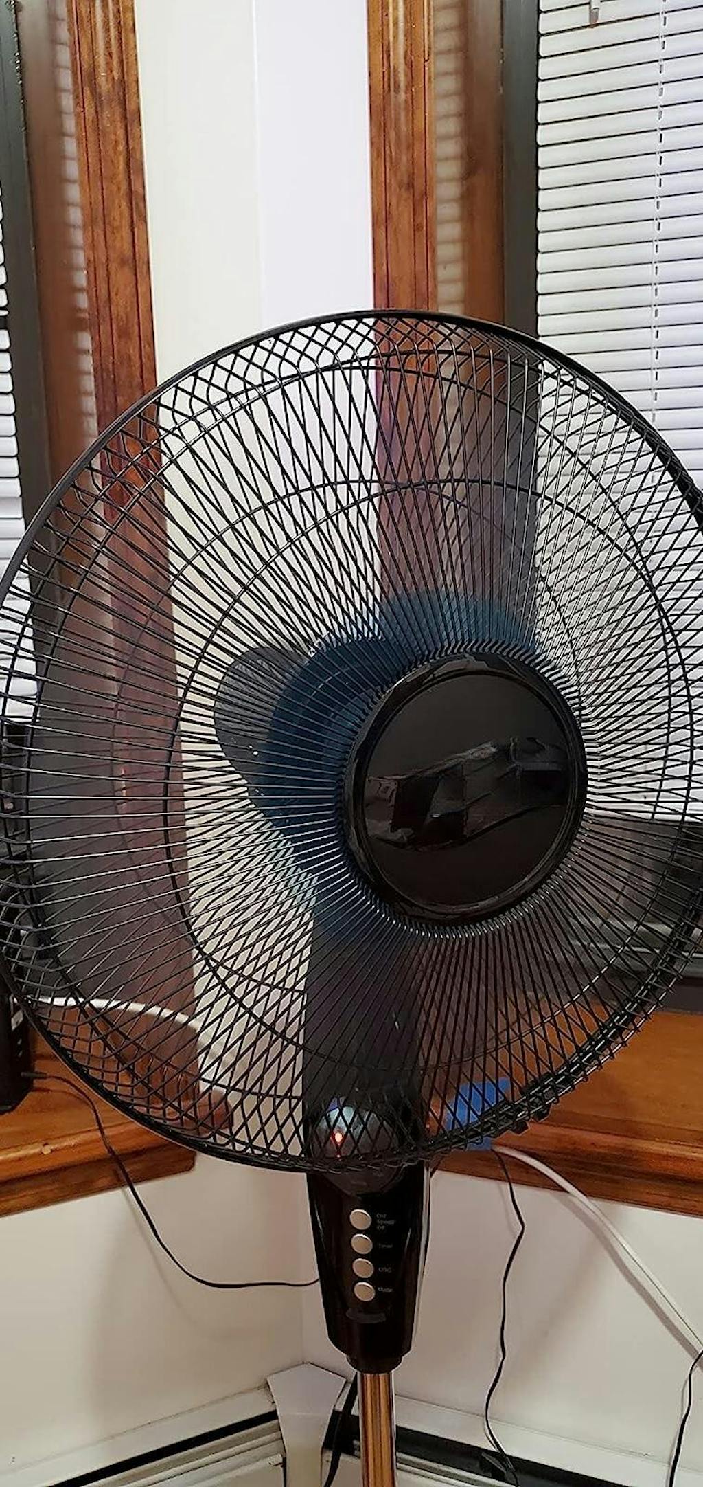 16 Inches Adjustable Height Fan with Quiet Oscillating Stand and LCD D