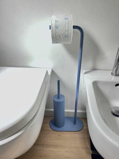 Versilia - Piantana porta rotolo e porta scopino