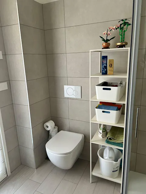 Levante - Scaffale a colonna