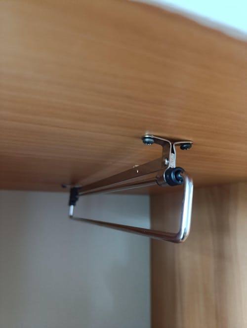 IZVLAKAČ ZA GARDEROBU