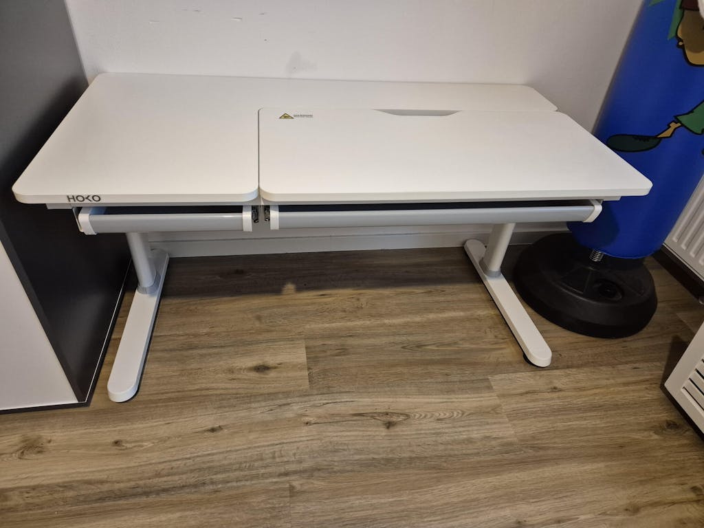 ELIN Kinderschreibtisch höhenverstellbar 120x60 cm – mit neigbare Tischplatte & Schublade, ergonomisch, für Kinder & Jugendliche, in Weiß