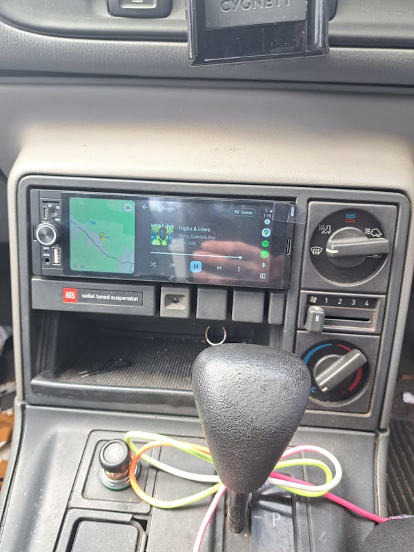 RADIO for VN VP VQ VR VS and UNIVERSAL (1 DIN)