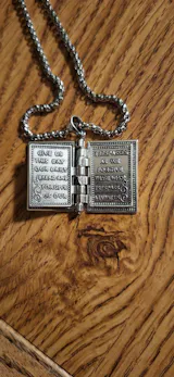 Openable Holy Bible Pendant Necklace - Christian Jewelry for Men & Women