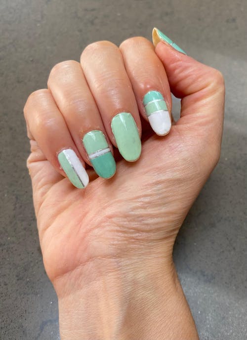 Mint A La Mode - Holy Classics (Non-UV Nail Wraps)