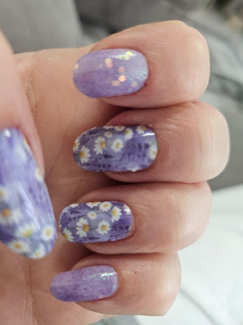 Daisy Glitter - Holy Classics (Non-UV Nail Wraps)