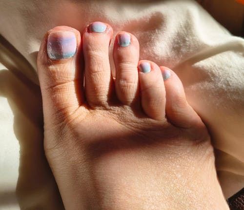 Matching Tips & Toes - Hazy Morning