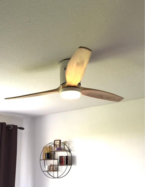 Hombli Smart Ceiling Fan & Light - White & Light Wood