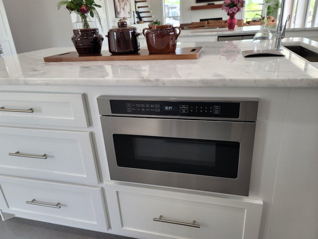 Thor Kitchen 24Inch Microwave Drawer in Stainless Steel (TMD2401)