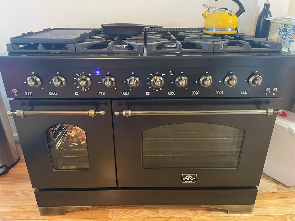 Forno Antico 48-inch Dual Fuel Range with 8 Gas Burner Cooktop and 5.5 Cu.Ft. Electric Convection Oven in Black with Antique Brass Trim (FFSGS6113-48BLK)