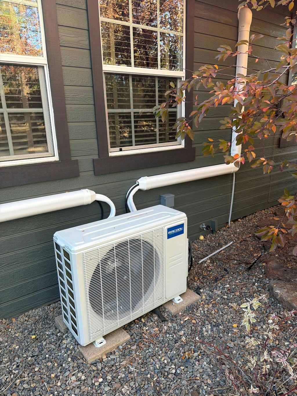 MRCOOL DIY 5th Gen Mini Split - 2-Zone 18,000 BTU Ductless Air Conditioner and Heat Pump Condenser with 9K + 9K Wall Mount Air Handlers