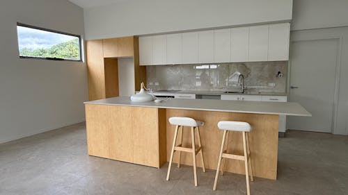 Matilda (Set of 2) Wave Bar Stools 74cm - White