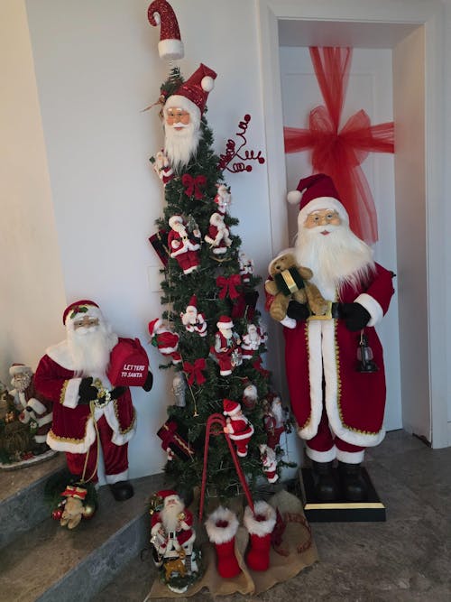 7FT Slimline LED Corner Christmas Half Tree - 430 Tips